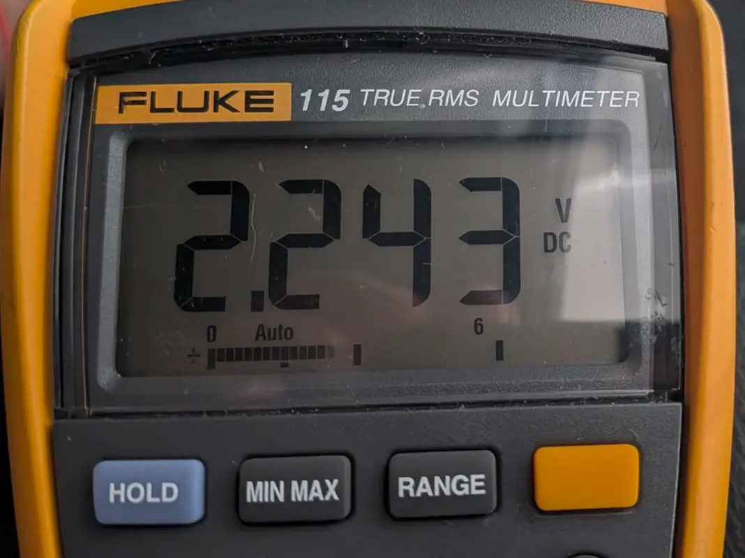 CAN L Voltage Reading