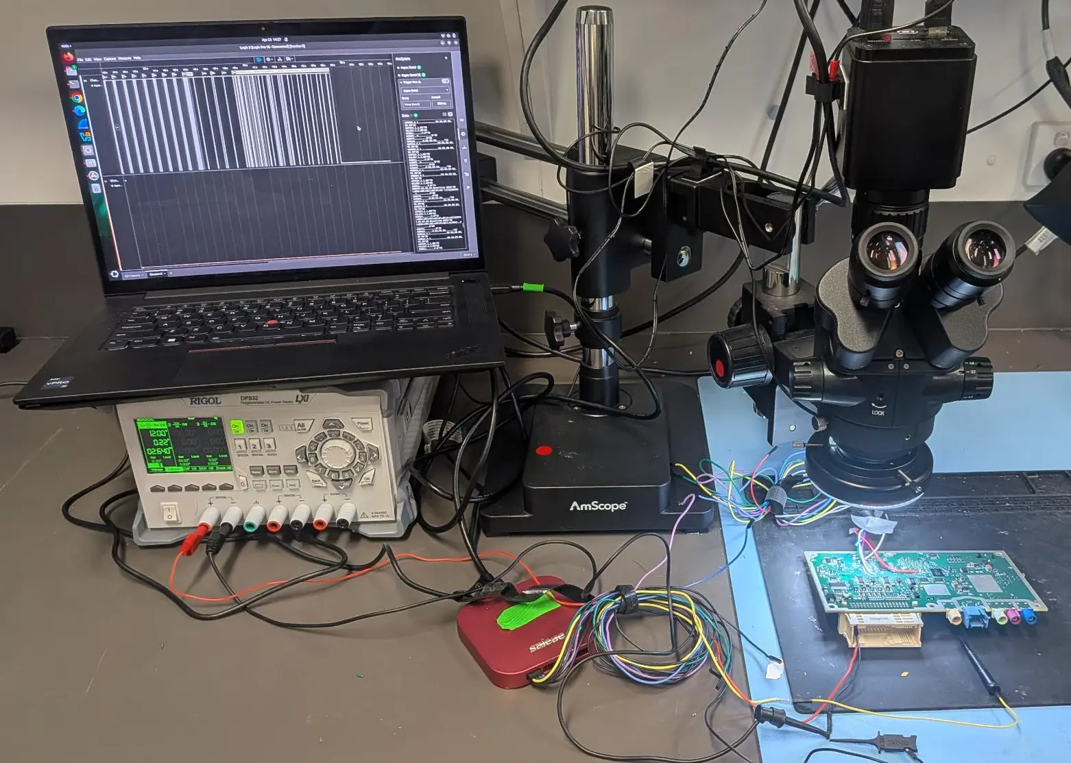 Saleae & Logic 2 - Probing for UART